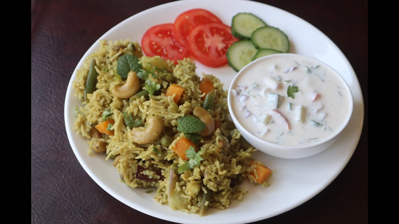एका वेगळ्या वाटणात बनवा टिफिन साठी चमचमीत, चविष्ट हिरवा व्हेज पुलाव | Green Veg Pulav
