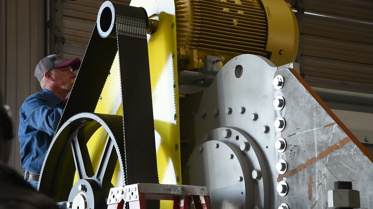 Slipstick® Industrial Conveyor for Hot Bottom Ash