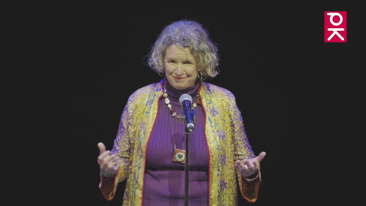 Georgina Read | A Life between 2 worlds | PechaKucha Cape Town PK67
