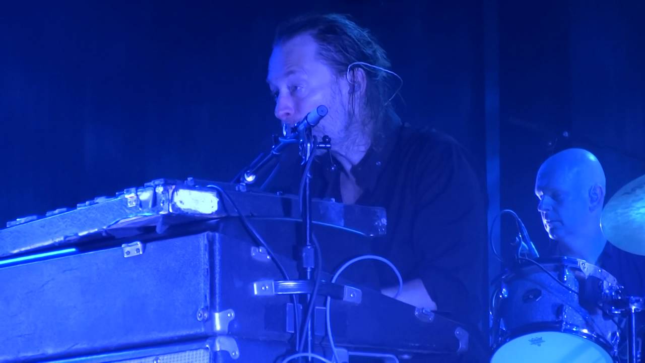 Radiohead - Tinker Tailor Soldier Sailor Rich Man Poor Man Beggar Man Thief - Live In Paris (Day 1)