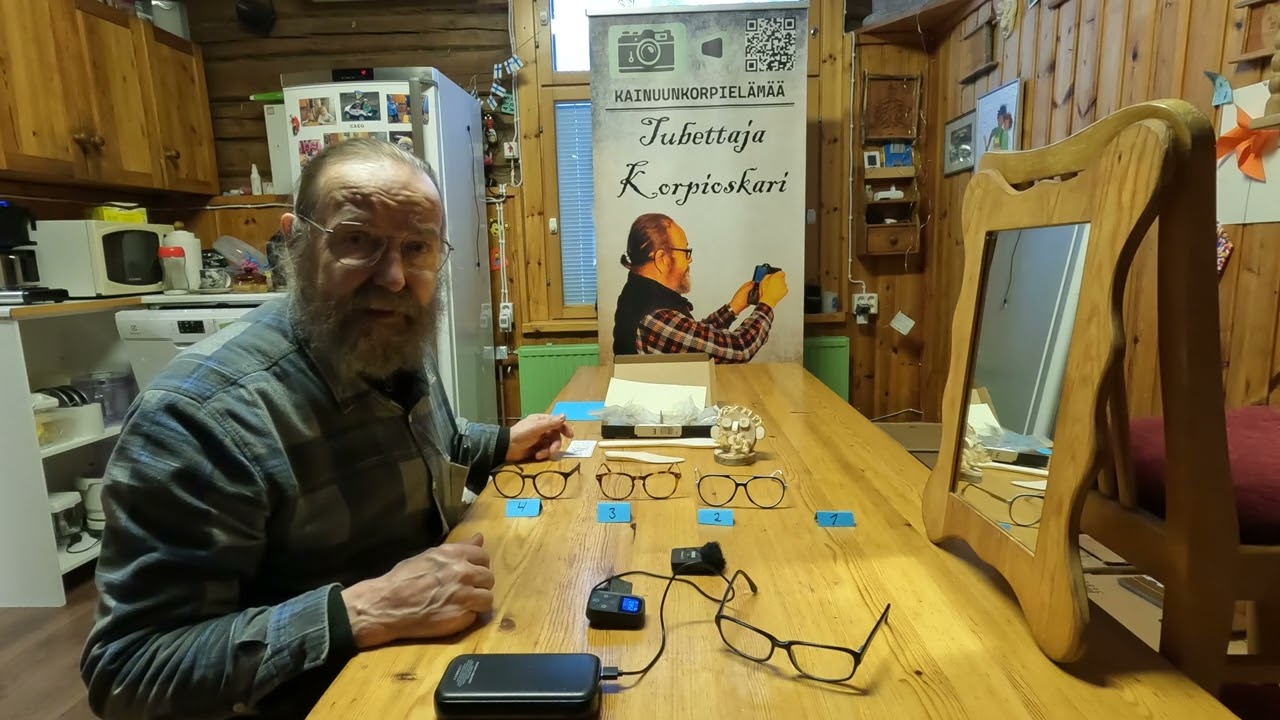 Kainuunkorpielämää Silmälasien kehyksien valitseminen.
