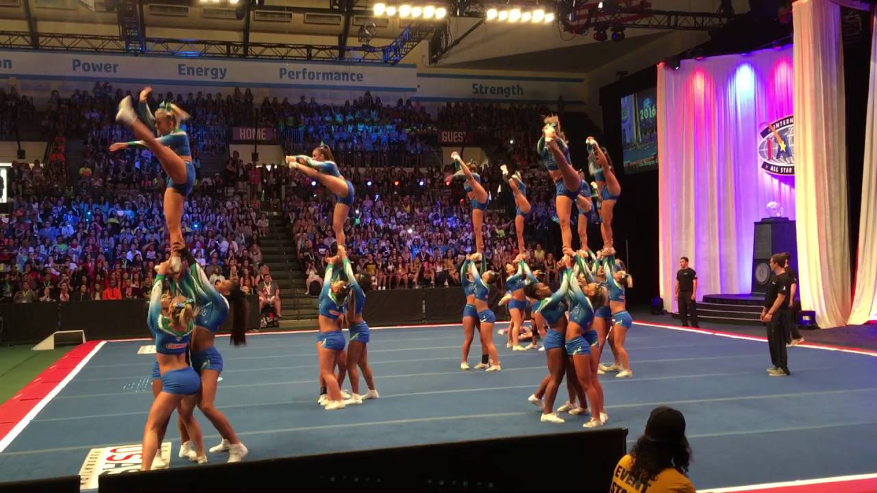Stingrays orange day 1 worlds