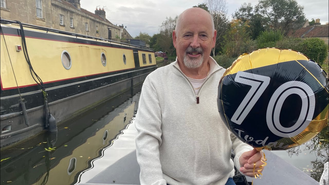 Narrowboat for Dads 70th Birthday 🎈 ( Rocco and Myla’s Grandad )