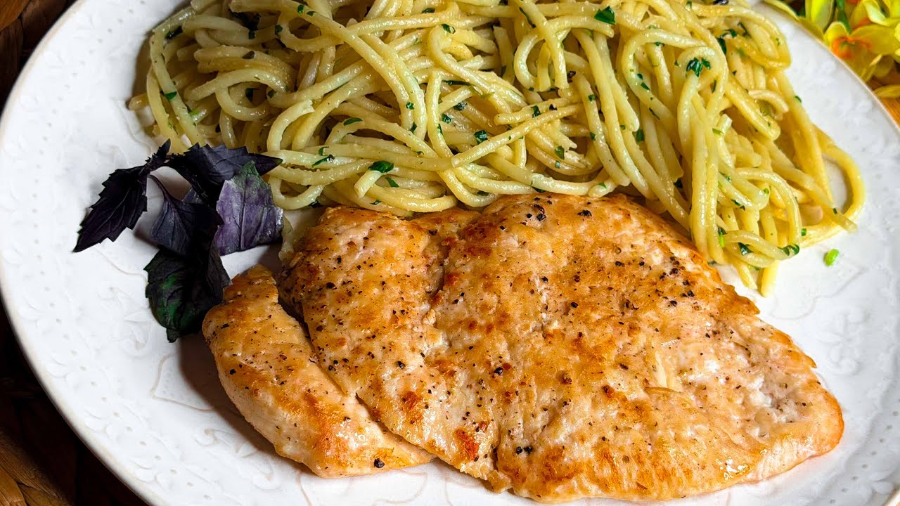Delicious and quick dinner in 10 minutes! Chicken breast and spaghetti!