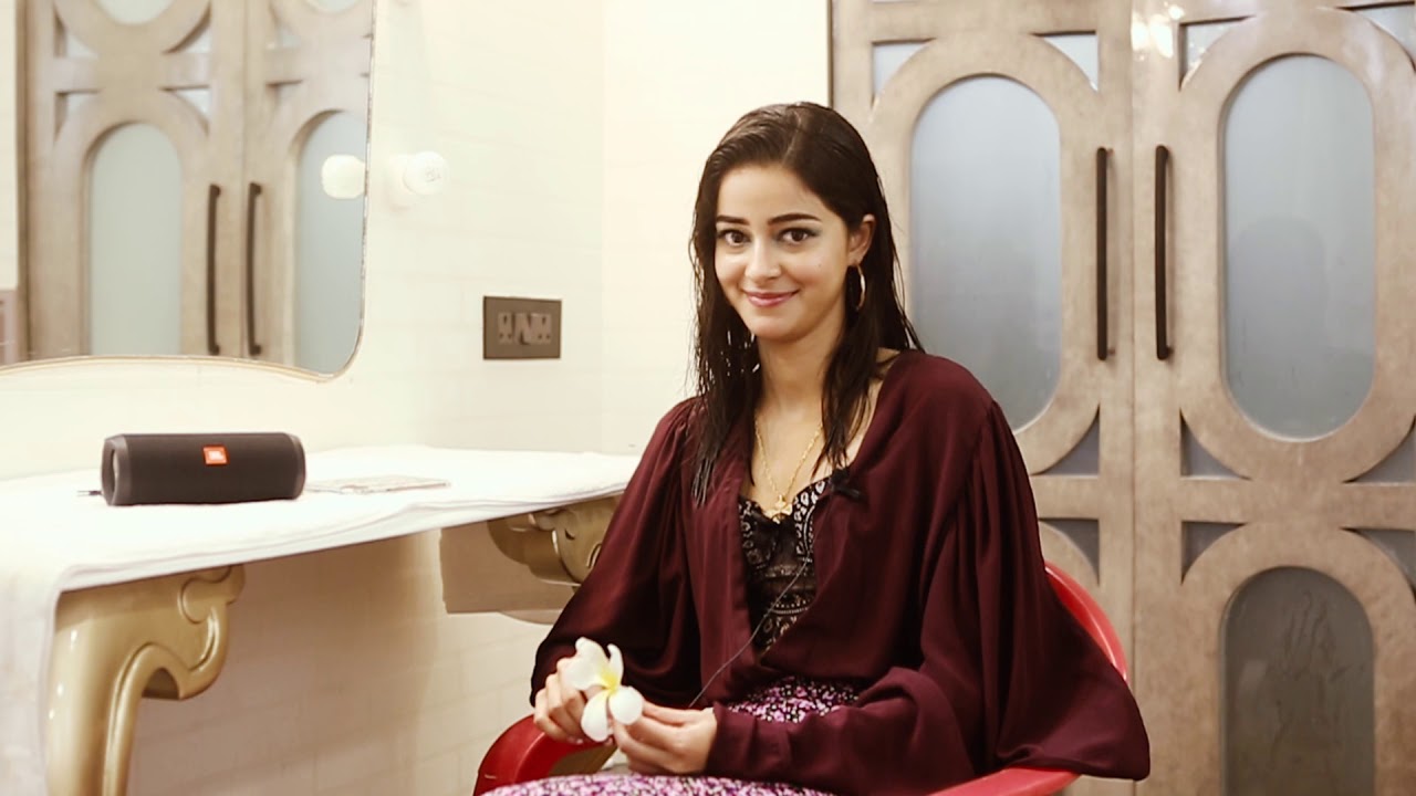 The Vanity Van Series With Ananya Panday | Ananya Pandey Interview | Grazia India