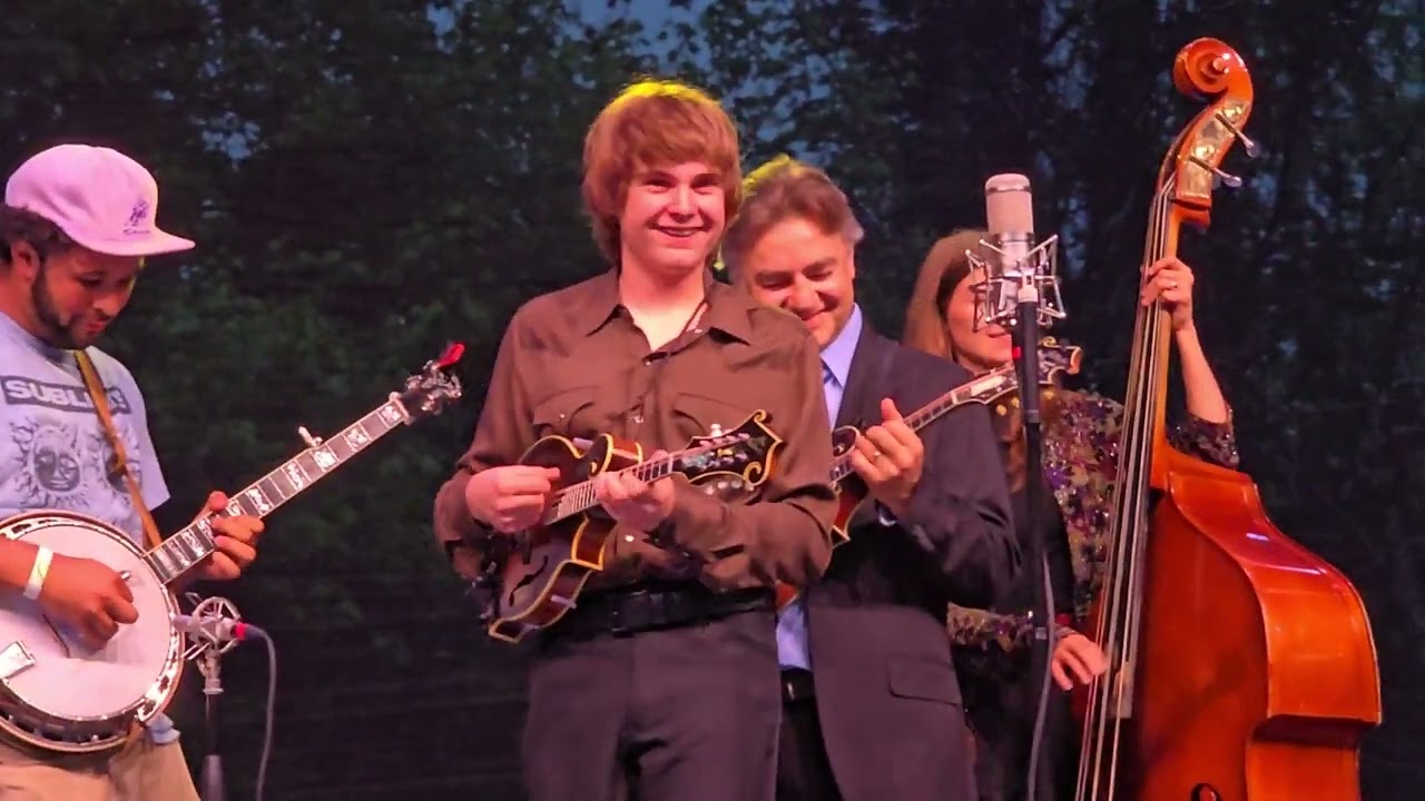 Wyatt Ellis with Ronnie McCoury - New Camptown Races