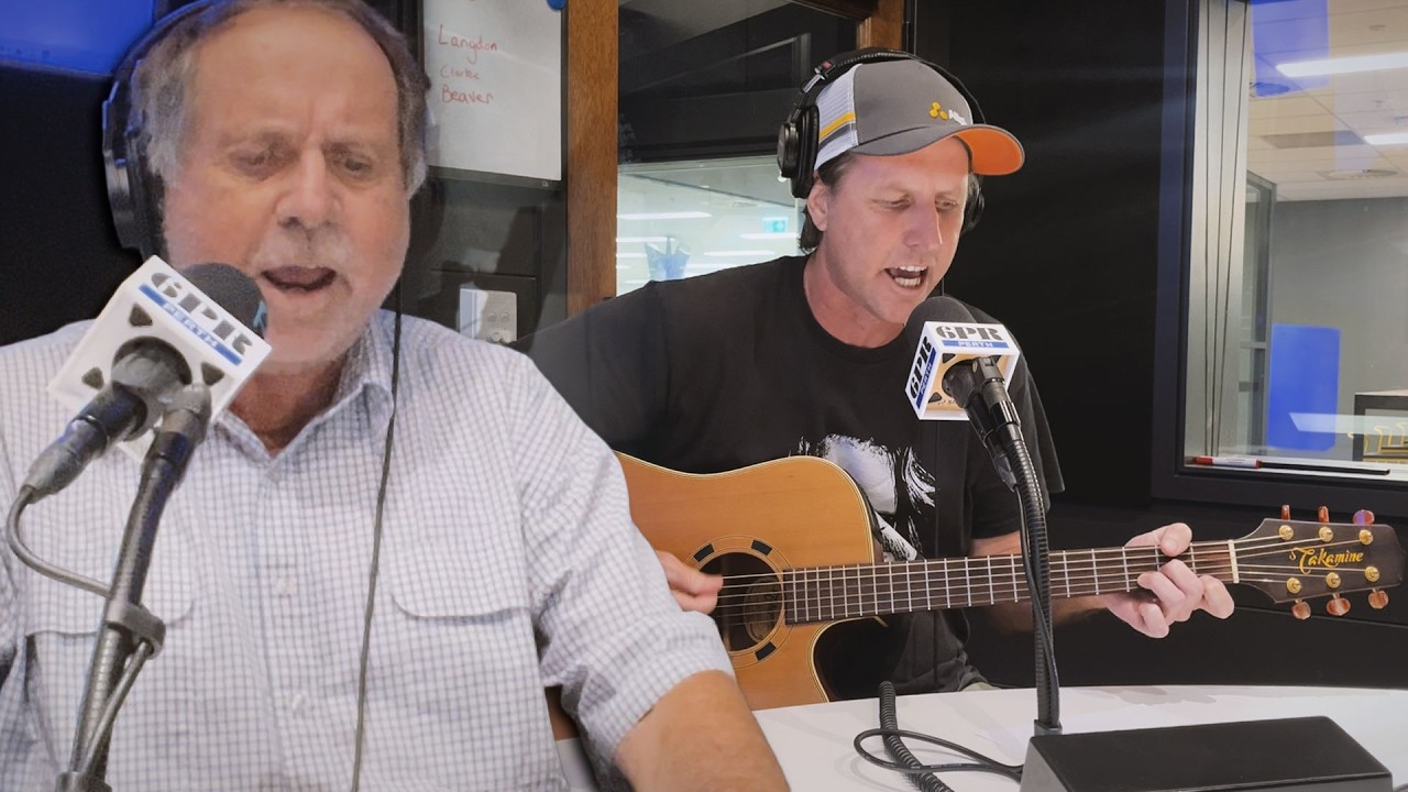The Alternative Fremantle Dockers Song - Live On 6PR