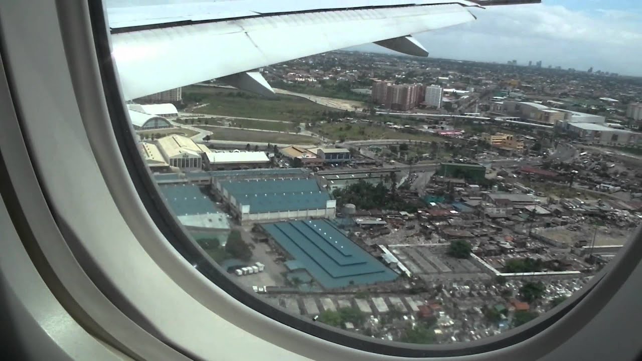 Philippine Airlines 777 Landing Manila