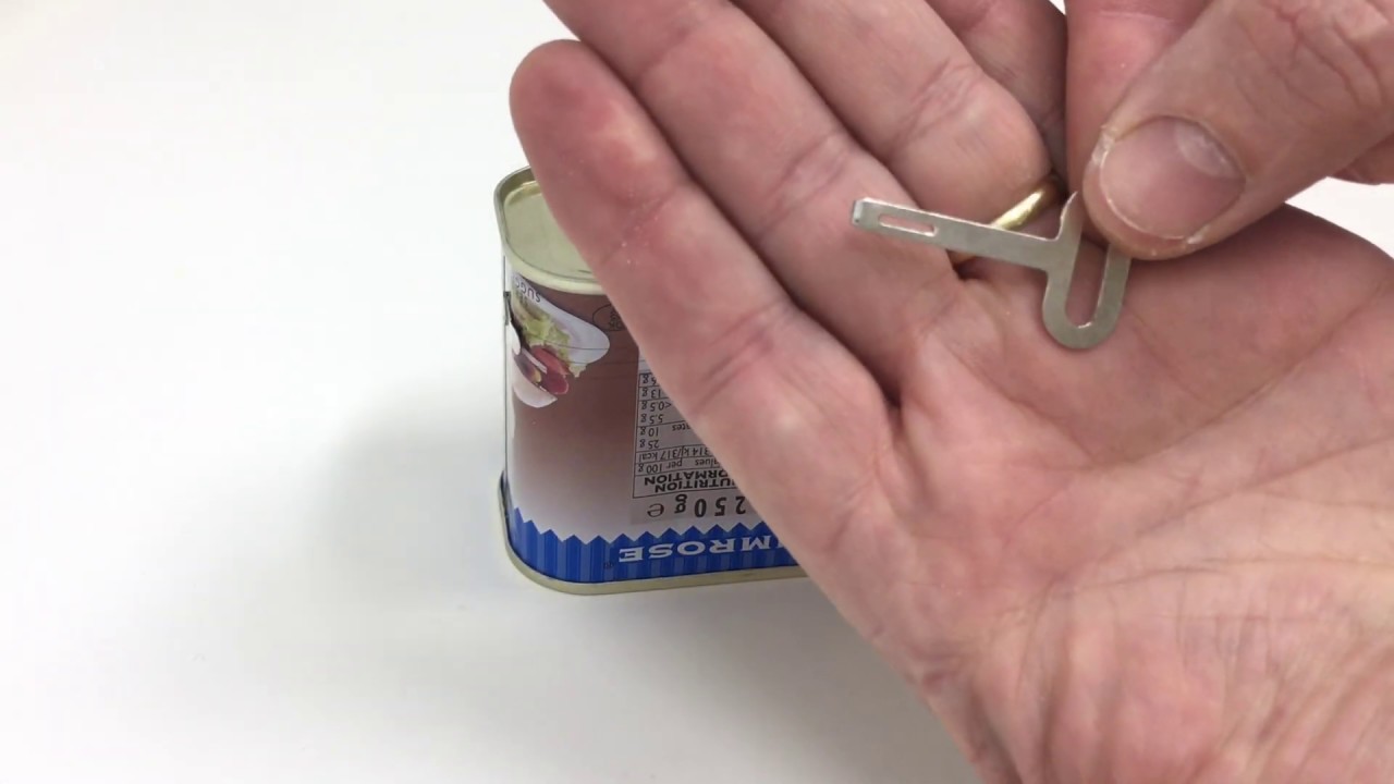 How to open a old fashion  Meat canned /tin with the Key