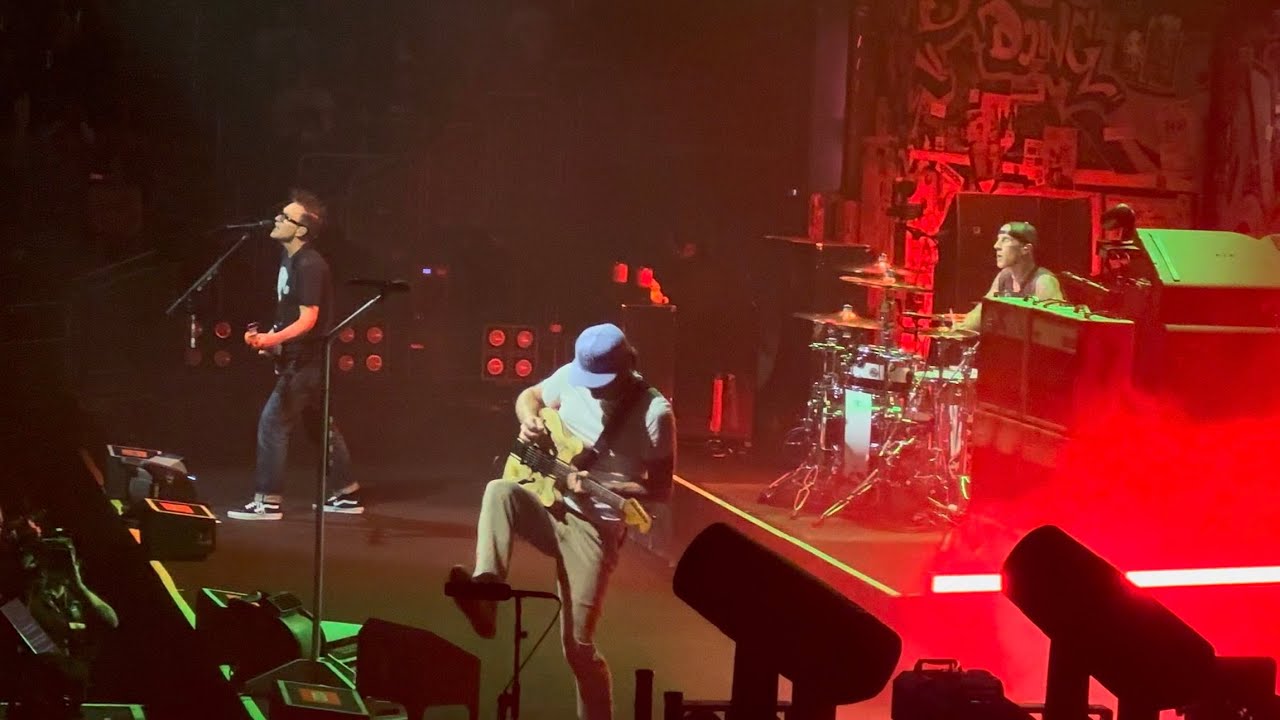 blink-182 - Online Songs live @ Acrisure Arena Palm Desert, CA 10/5/25