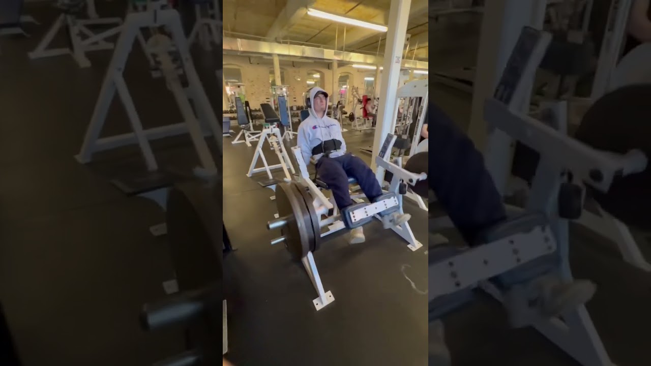 3 plates esch side easy for reps at 160 bw
