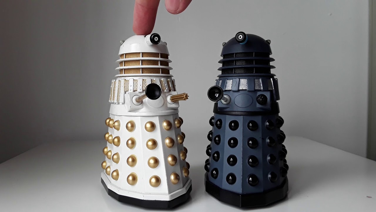 BBC Necros dalek figure review
