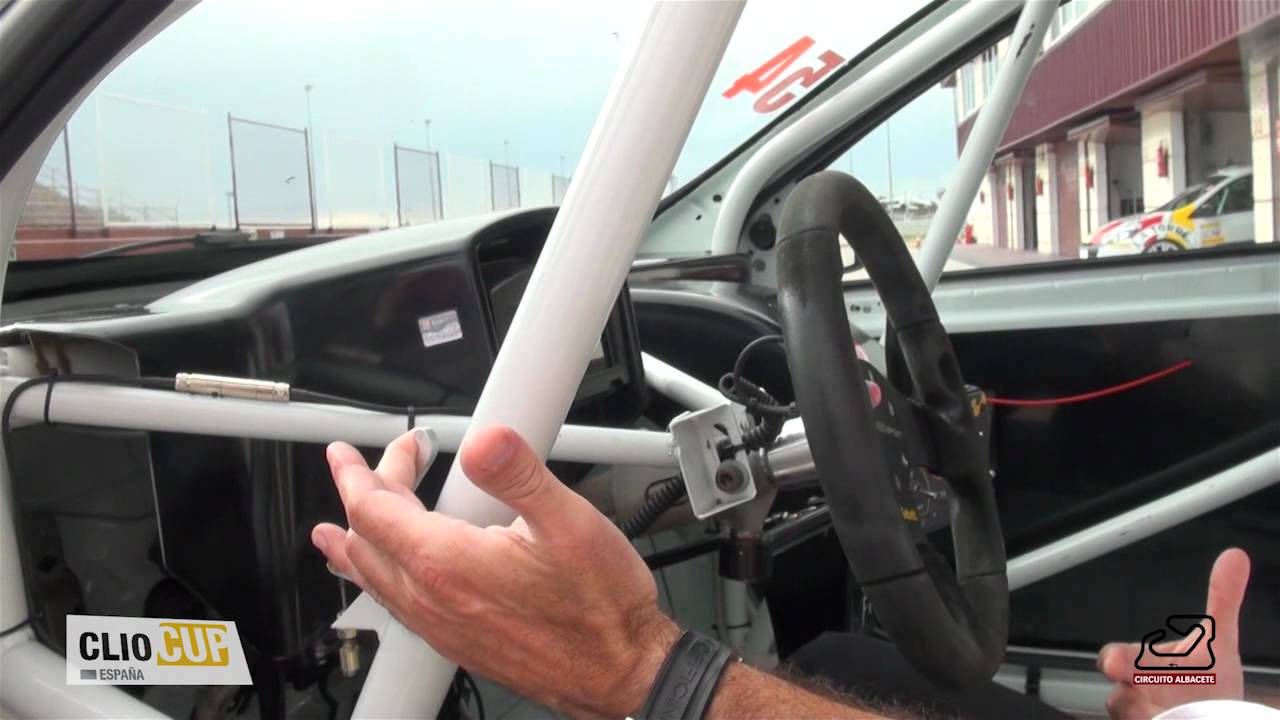 RENAULT CLIO CUP 2012