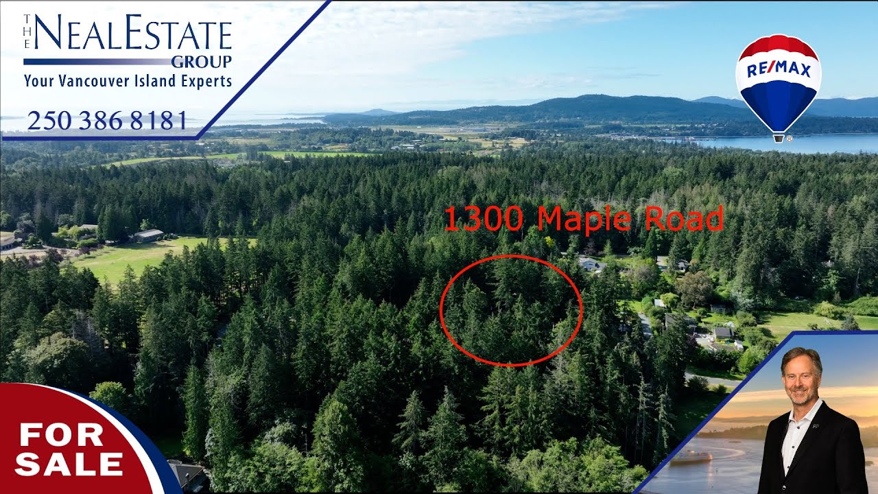 Home For Sale in Beautiful Deep Cove, Vancouver Island, 1300 Maple Road.