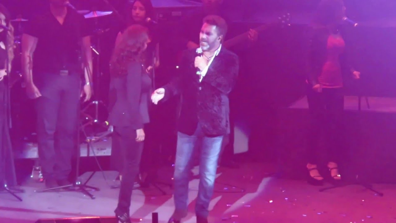 Mijares Feat. Edith Márquez -  Si Me Tenías (Genesis Platino 2016, Arena Mty) April 13, 2016