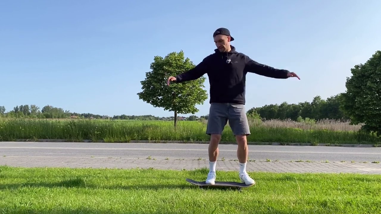 Jak stać na desce? Jak nauczyć się bezpiecznie odpychać? Podstawy deskorolki 🛹