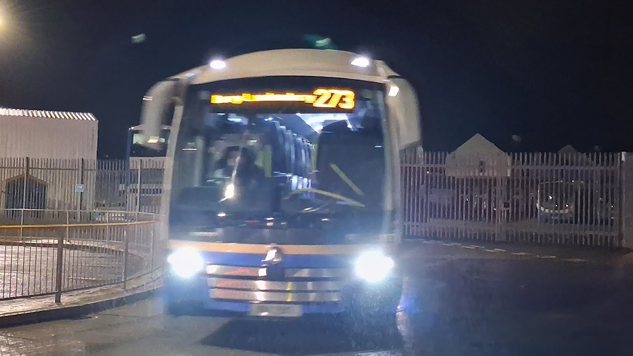 Translink Goldliner 1117 on the 273 