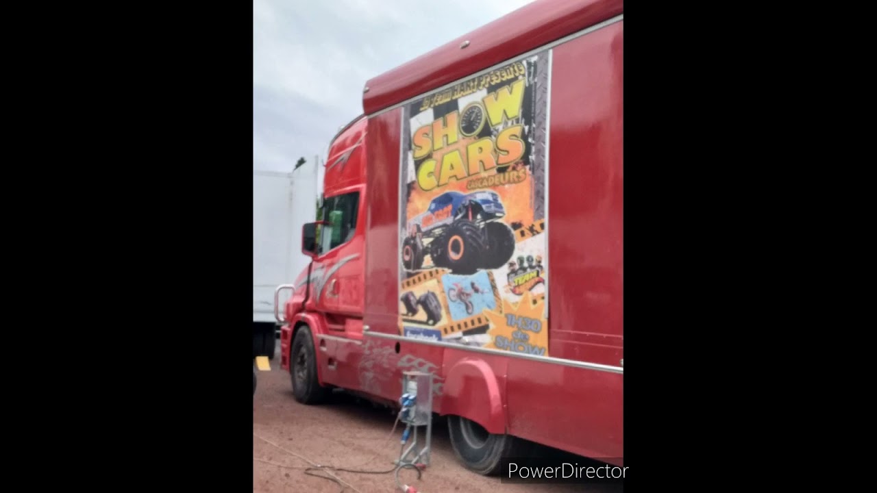 Les Installations de Monter vegas a St Paulien (Haute-Loire) le 16 Mai