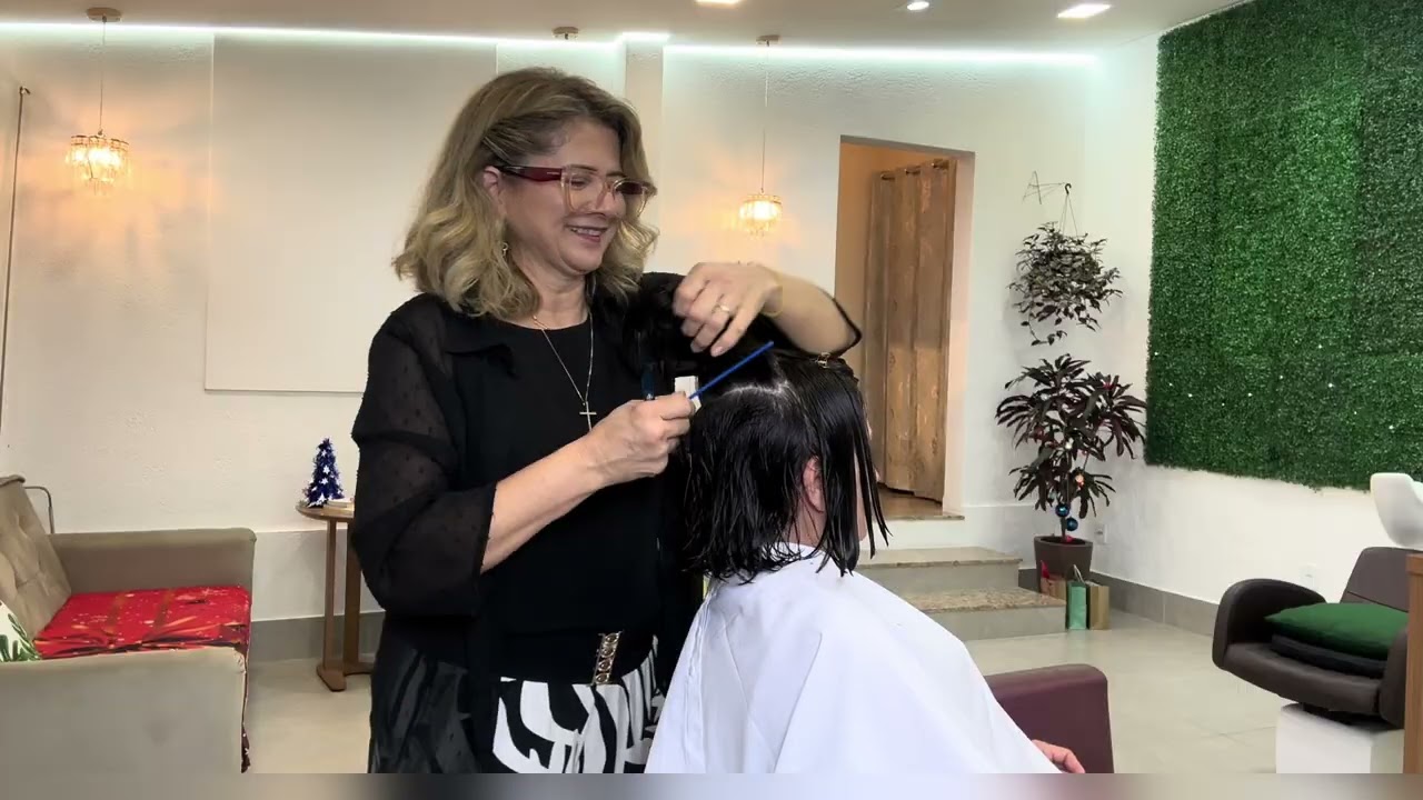 Corte de cabelo com três camadas  