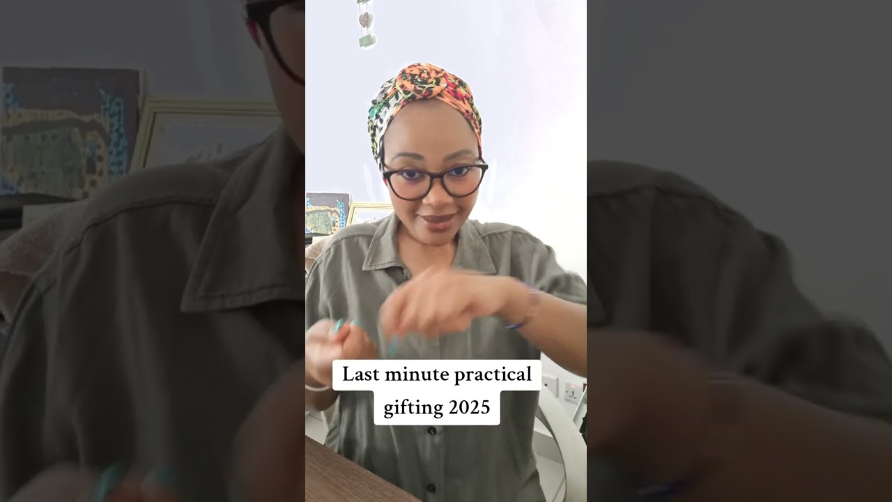 Last minute shoppers 