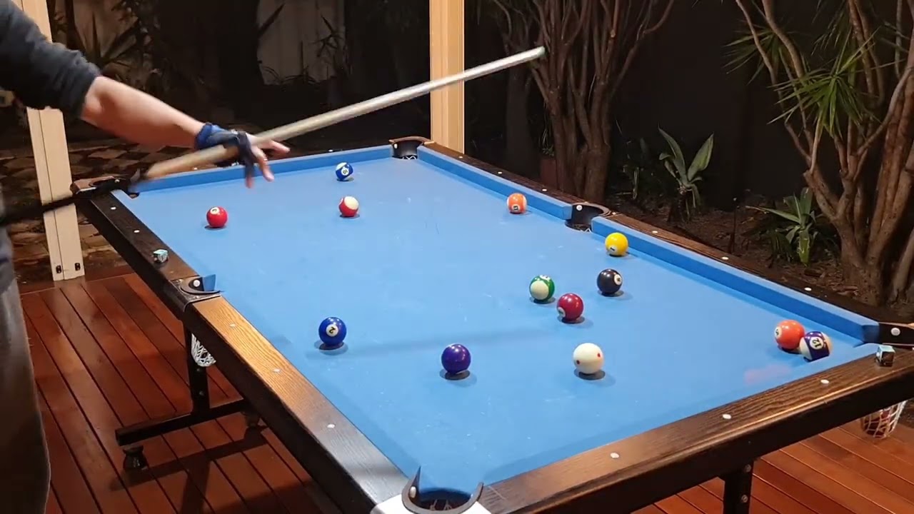 8-ball break and runout