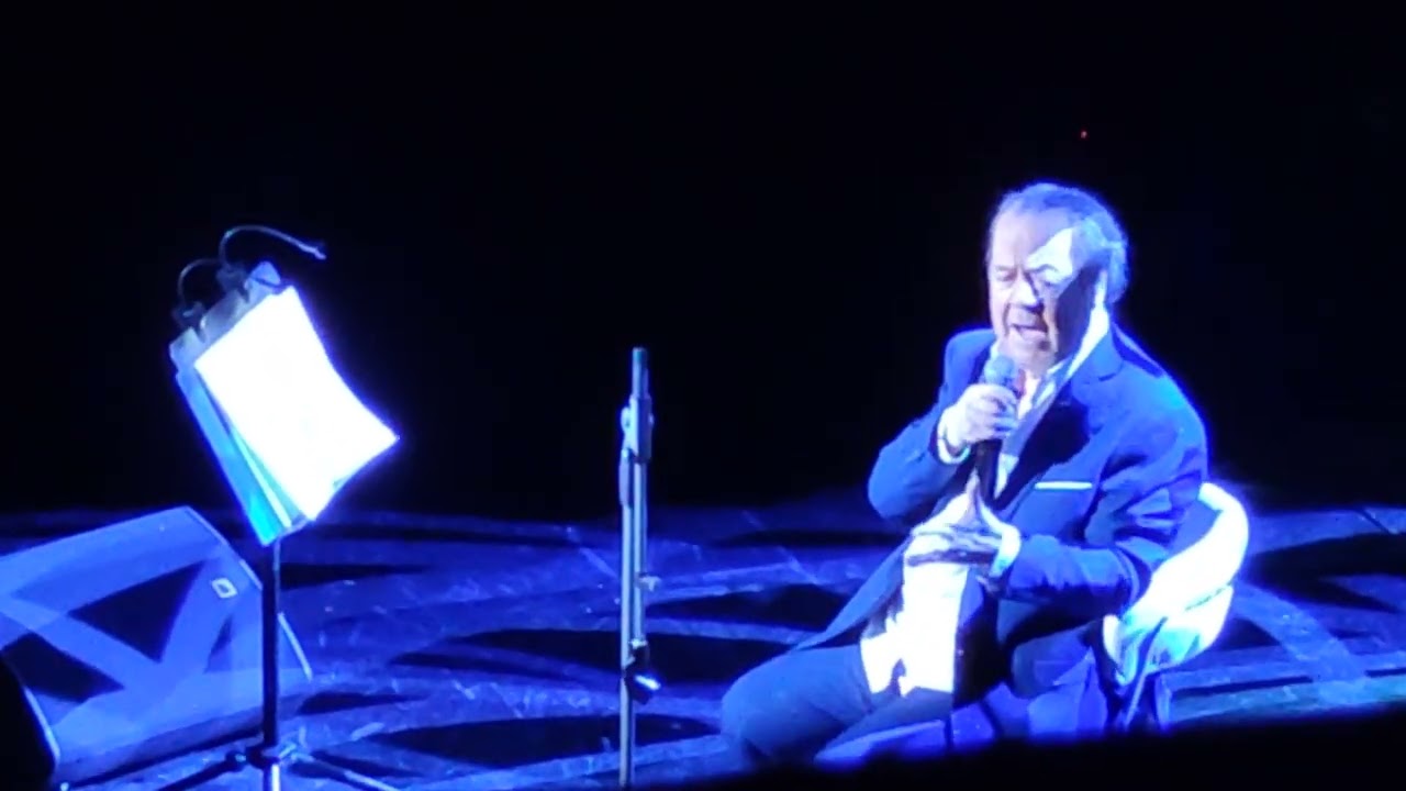 Megalo Giannis PARIOS 10.12.2025 Athens , Live wide screen