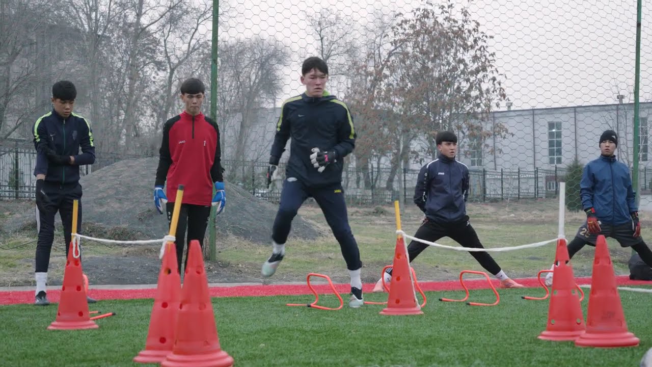 ⚽️ Fitnes zalidan maydongacha: OKMK FA yoshlari yangi mavsumga intensiv tayyorlanmoqda