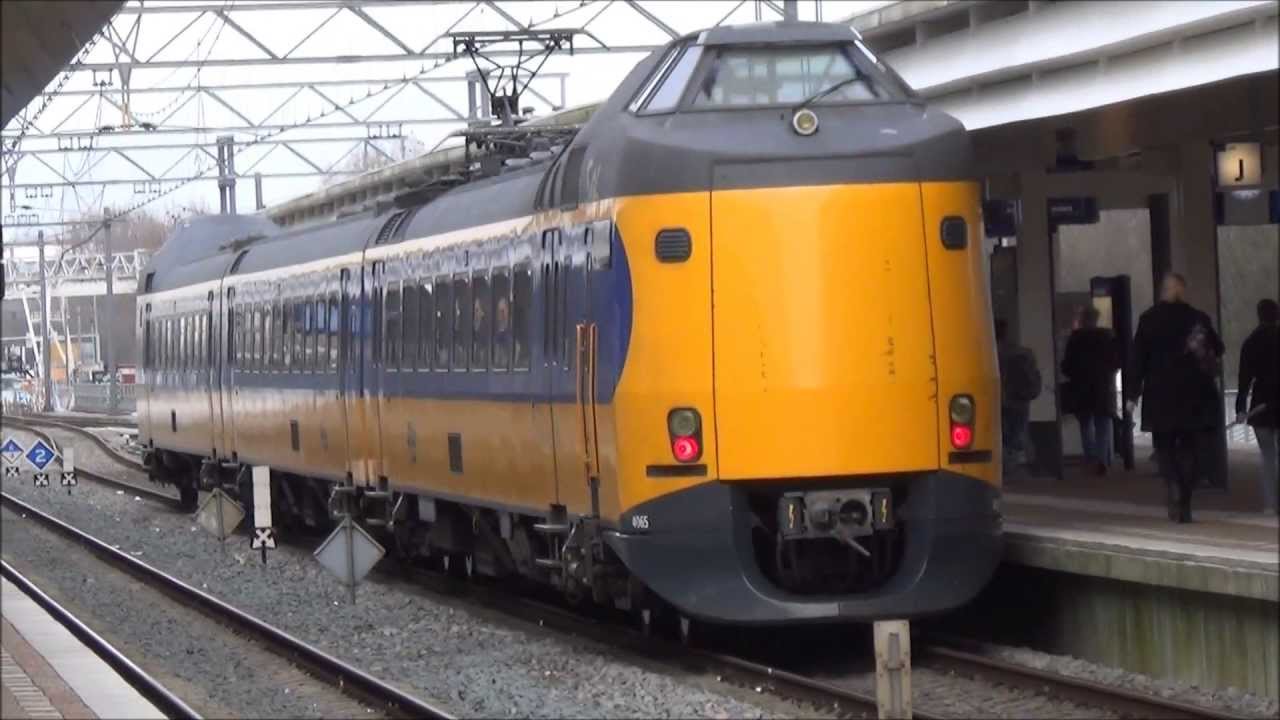 Treinen op Station Amsterdam Zuid - 15 april 2013