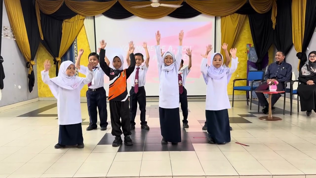 PERSEMBAHAN PENUTUPAN TRANSISI 1 UKM