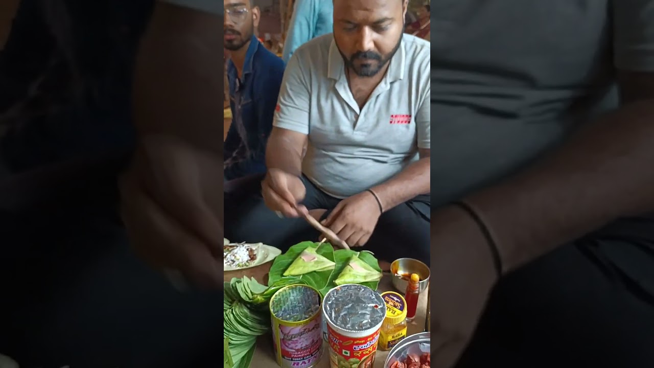 Banaras का Paan world Famous क्यों जानिए Baba 120 Banarasi Original Paan देखिए कैसे बनाते हैं