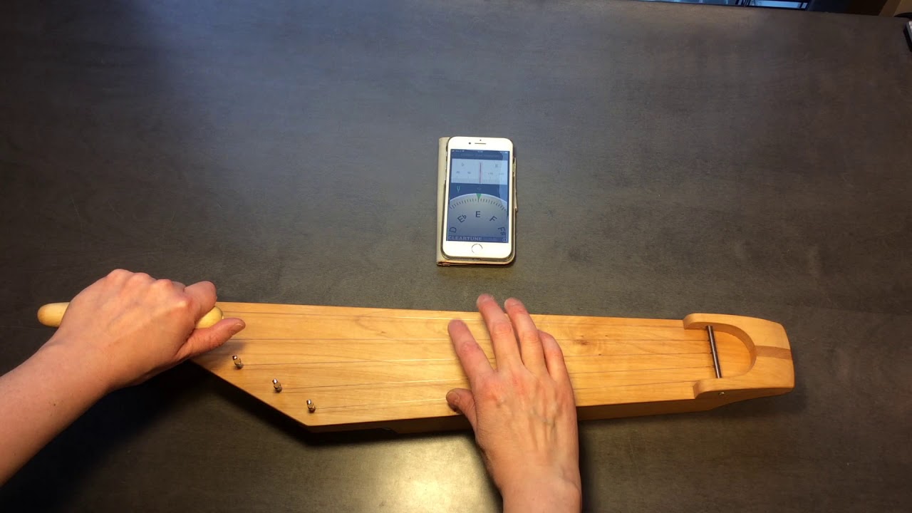 Viisikielisen kanteleen viritys