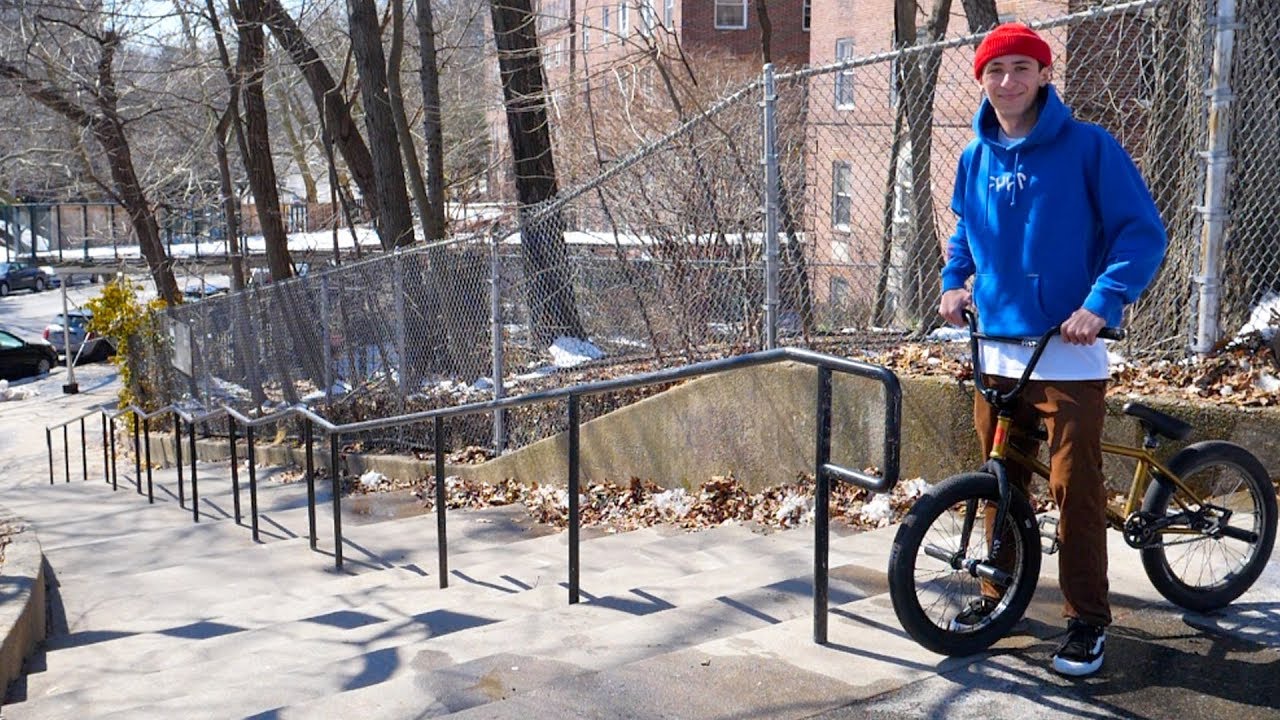 BMX против длинных поручней 2 *СИЛЬНОЕ СТОЛКНОВЕНИЕ*