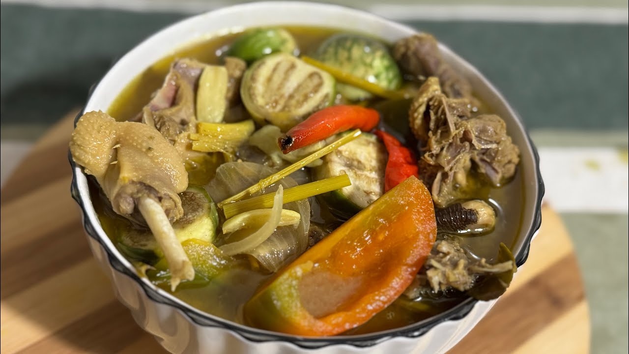 Traditional Siem Reap Sour Soup ម្ជូរ​ទាសៀមរាប