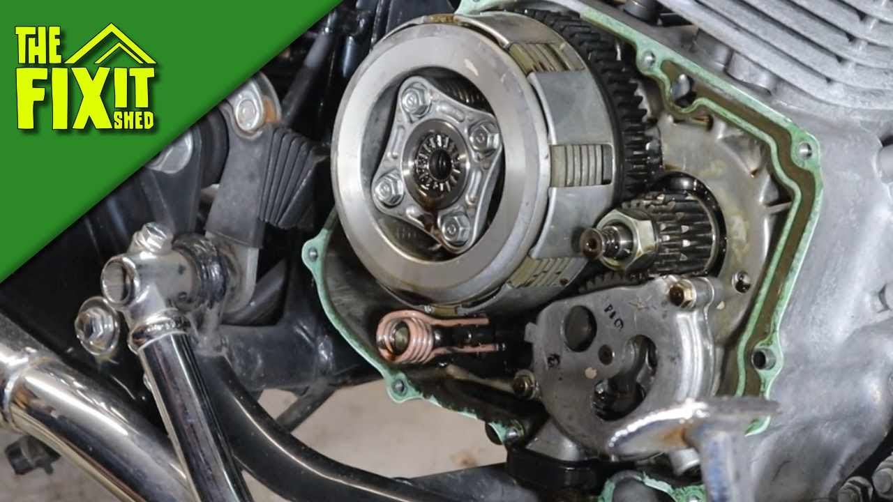 New Clutch and Oil Screen Clean On The 2004 Honda Rebel CMX250C | The Fixit Shed