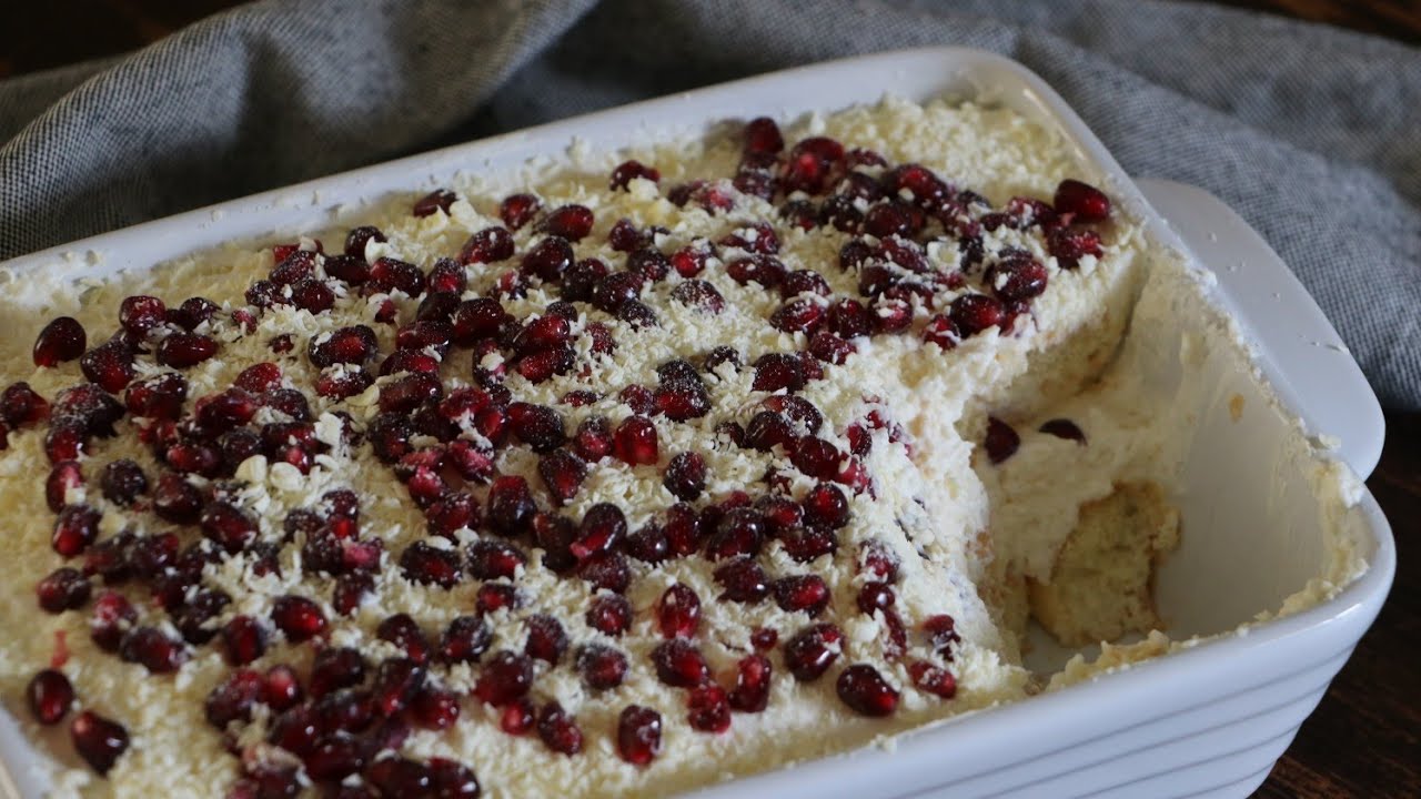 No-Bake White Chocolate & Pomegranate Cake | New Year's Eve Dessert🕛🥂!!