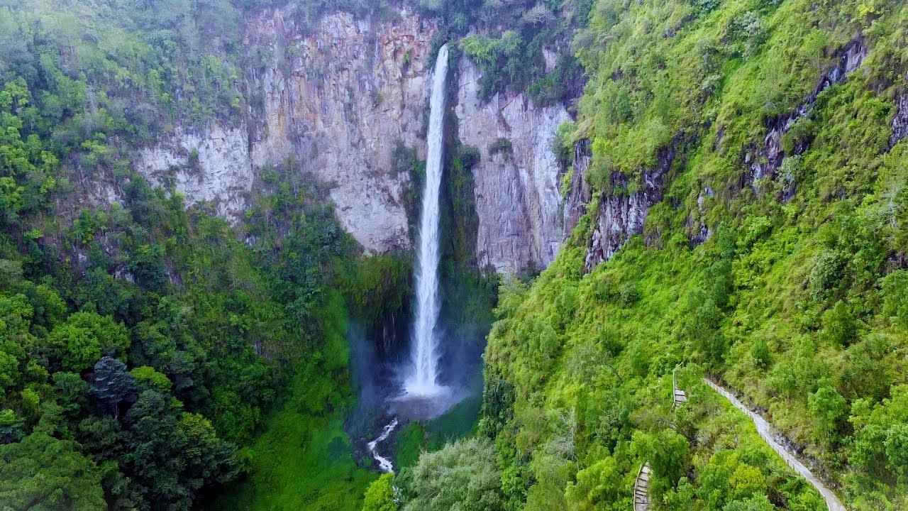 Avatar-like waterfall in Indonesia | Sipiso Piso | Lake Toba
