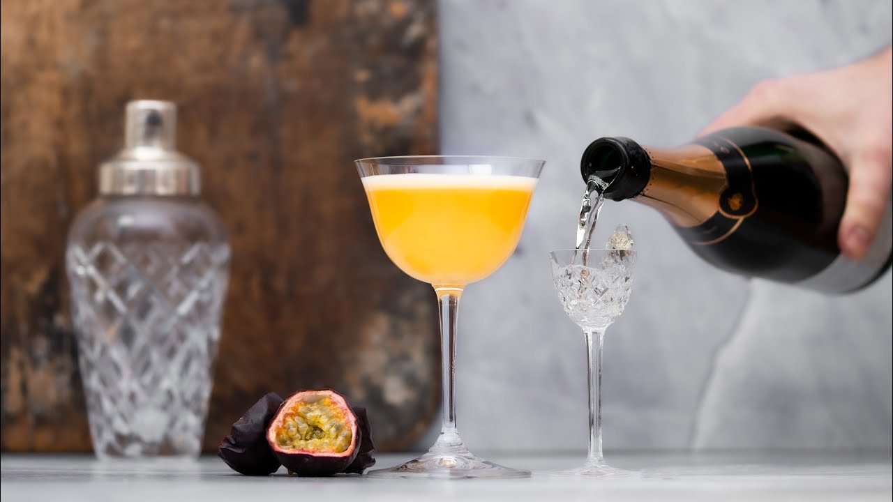 PORNSTAR MARTINI | Med färsk passionsfrukt och äkta vanilj.