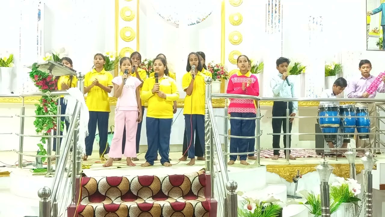 ✨Pavitra mujhe bana de prabhu ✝️ #sundayservice #sundaylivemeeting #childrensongs #christiansong 