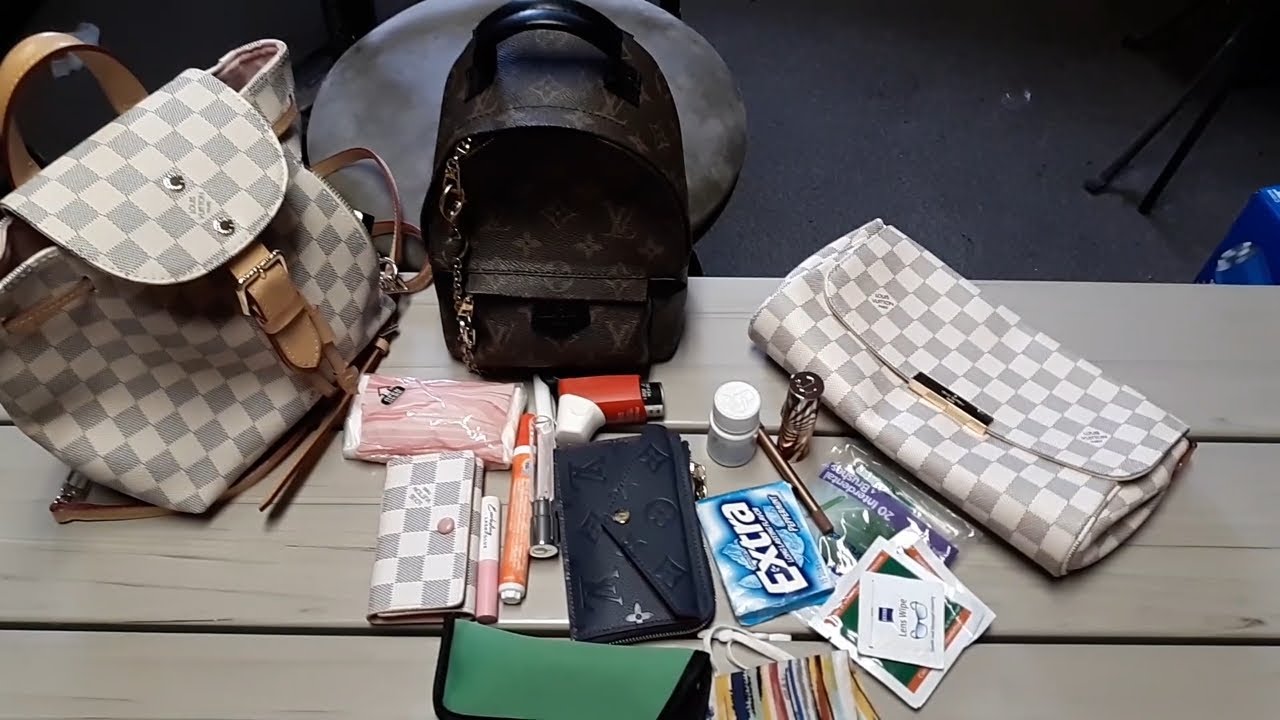 How to Downsize to a Small Bag