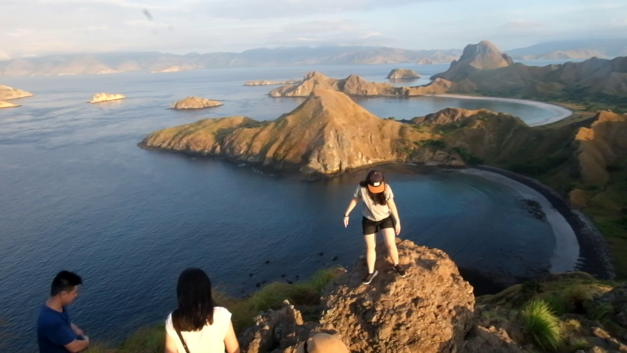 [GilaNusantara] - Sailing Komodo, Living on board