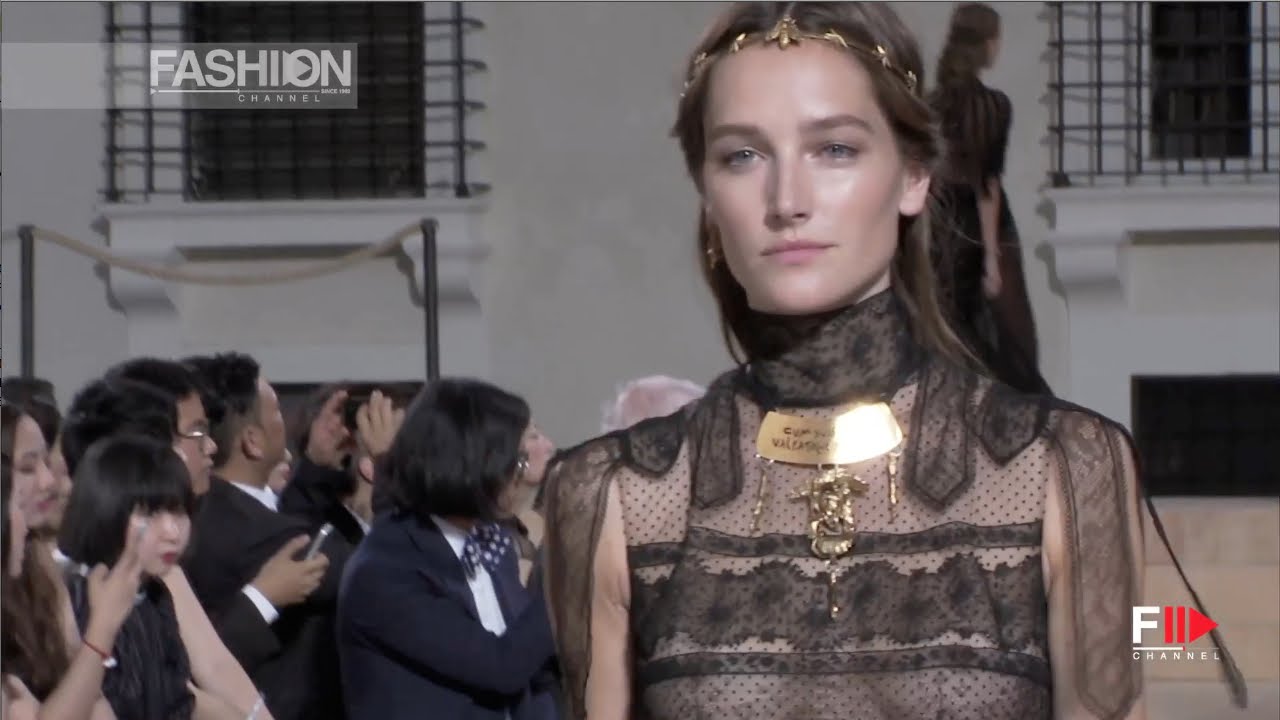 VALENTINO Mirabilia Romae Haute Couture Fall 2015 Full Show by Fashion Channel