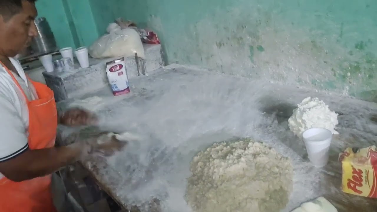 BISQUETES DE MANTEQUILLA de DON CHEMÍS Naranjos Veracruz