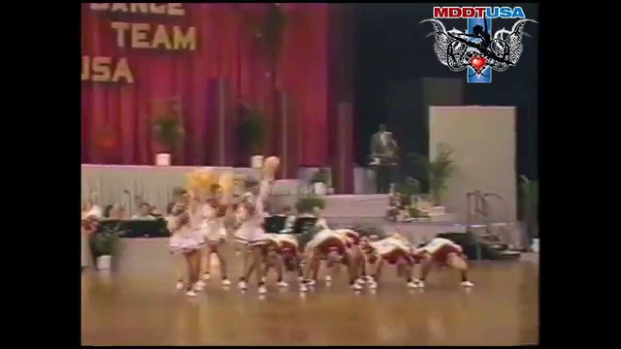 1989 Pom/Songleaders: Clovis West - U.S. National Champions