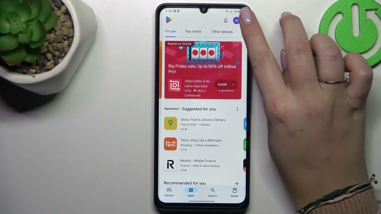 SAMSUNG Galaxy F05 &ndash; Jak zaktualizować aplikacje