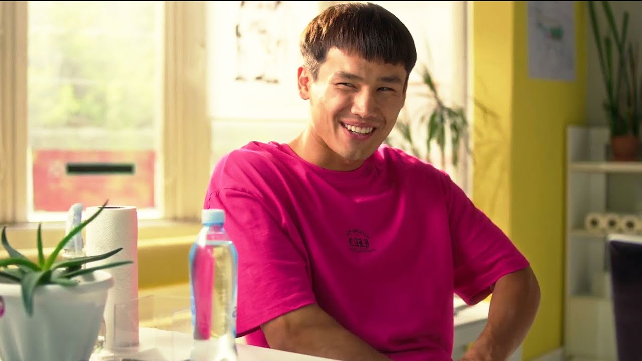 Биеийн амрыг бодож БАЯН АЙЛЫН охинтой сууна л гэнэ шүү 😂 | Байдың қызын аламын