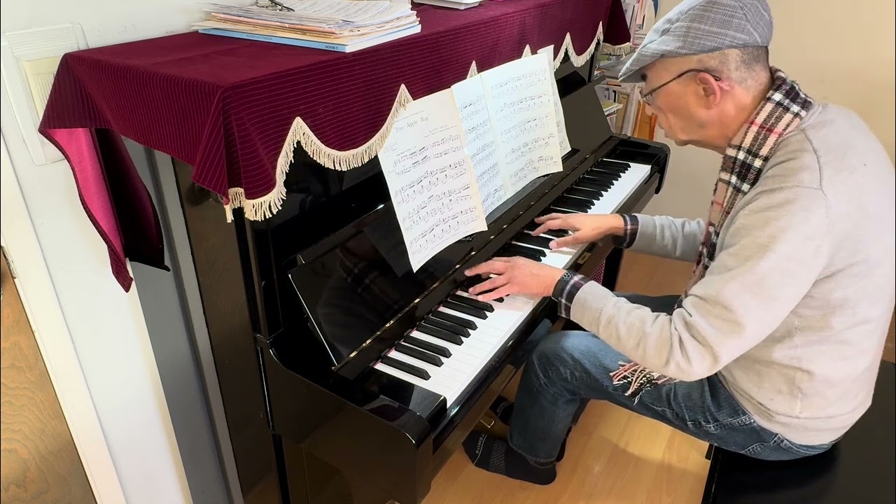 “Pineapple Rag” by Scott Joplin  - pianist: Harold Lee
