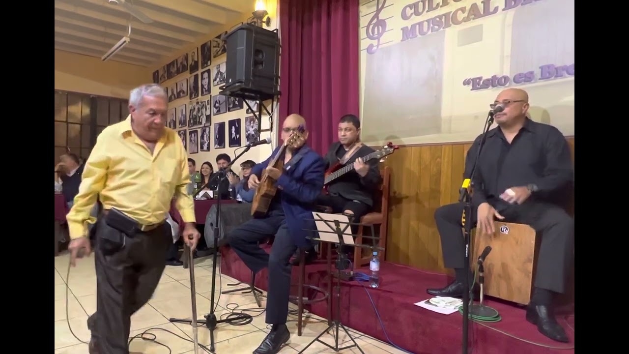 Soy Peruano Boris Ackerman vals canta Ricardo Chino Reyes