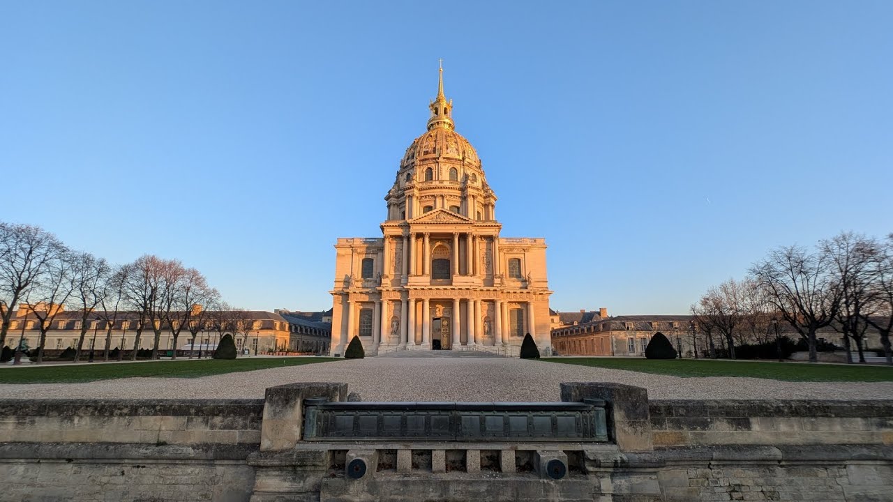 1/2 : visite en musique de L'HÔTEL DES INVALIDES (Paris 7ème) 