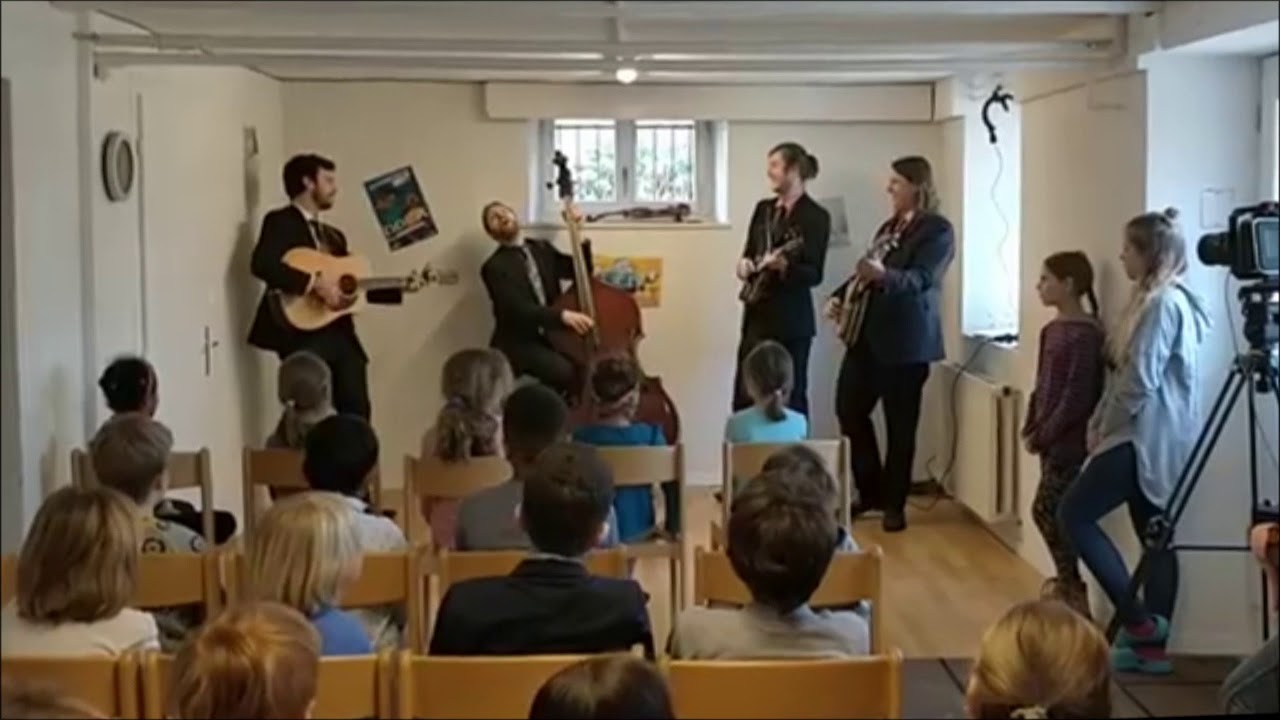 Bluegrass Ambassadors:  Bluegrass in English French and Swiss German