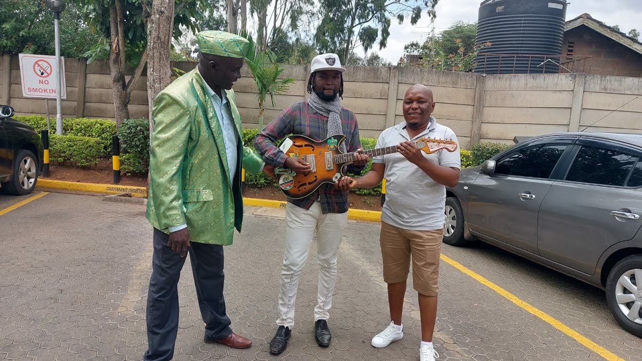 Ngui Situ || Sir Mwenge Mwenge nake Dicky Mutuku Mulwa || Ngoleni Boys, aithaiya mwana 🎸